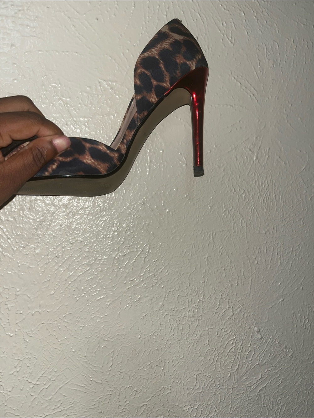 Betsey Johnson Leopard Print Pointed Pump with Black Bow and Red Heel - Picture 3 of 3